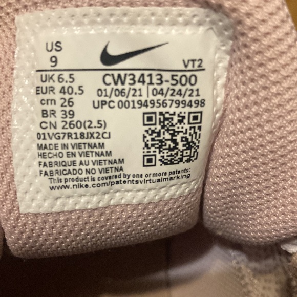 Nike Women’s Downshifter Size 9 Pink/Gold Running Sneakers - Picture 8 of 9